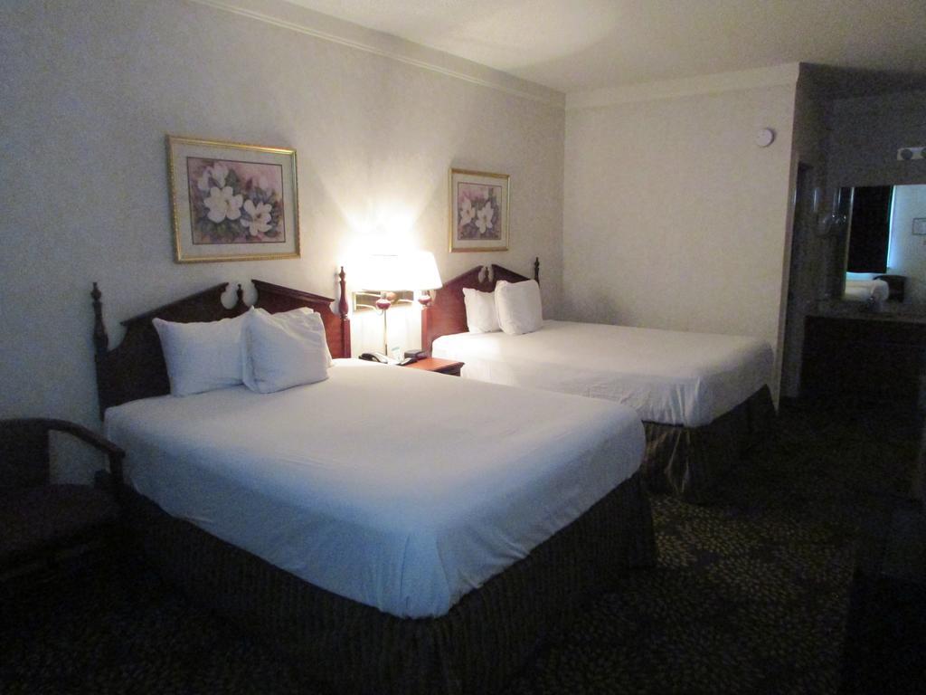 Hotel Plantation Oaks Millington Pokój zdjęcie