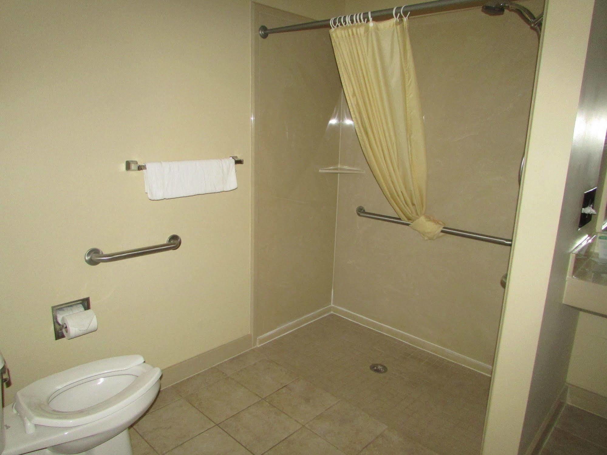 Hotel Plantation Oaks Millington Zewnętrze zdjęcie