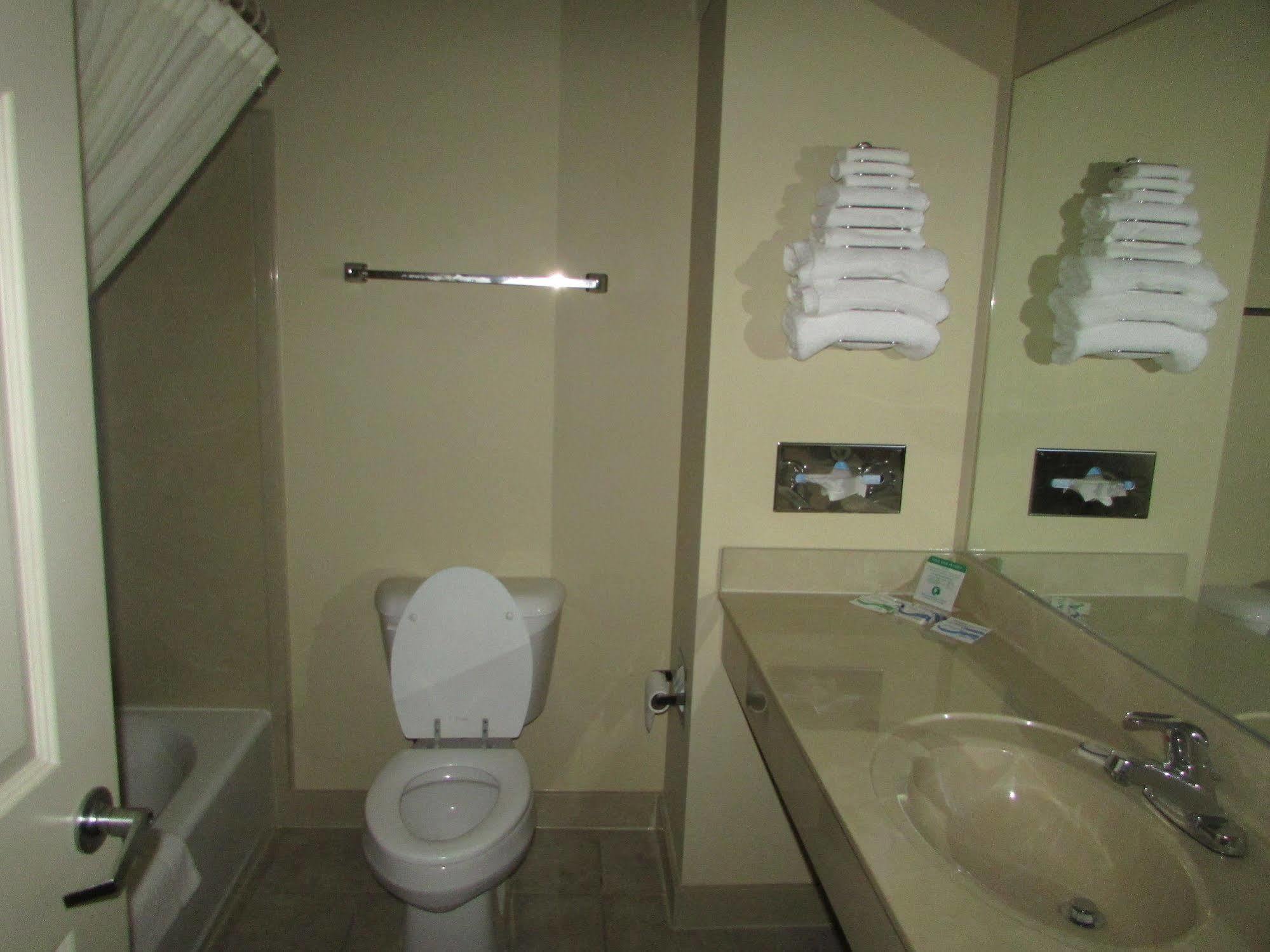 Hotel Plantation Oaks Millington Zewnętrze zdjęcie
